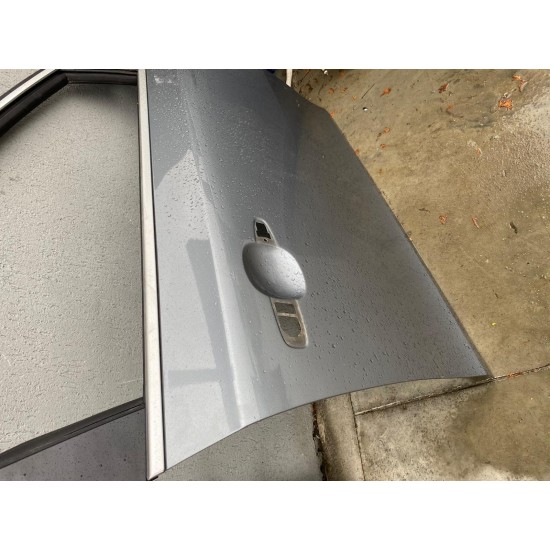 Usa dreapta fata VOLVO V40 2012-2019 32321019 Usa dreapta fata VOLVO V40 2012-2019 32321019