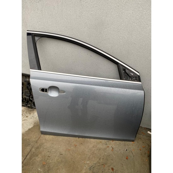 Usa dreapta fata VOLVO V40 2012-2019 32321019 Usa dreapta fata VOLVO V40 2012-2019 32321019