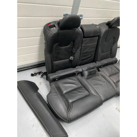 Electric interior with heated seats and ventilation VOLVO XC60 INSCRIPTION 2018 