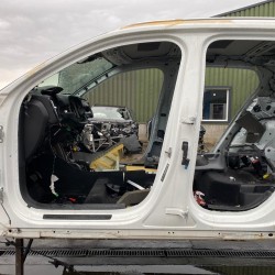 Sill left lower VOLVO XC40 2018 32310038
