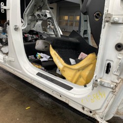 Sill right lower VOLVO XC40 2018 32310039