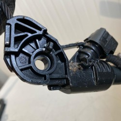 Front left seatbelt Volvo XC60 S60 V60 S80 V70 6057249