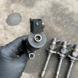 Engine Injector VOLVO S40 C30 2004-2012 0445110259 36002236