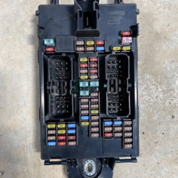 CEM Fuse box Volvo XC60 XC90 S90 V90 2017+ 31682732