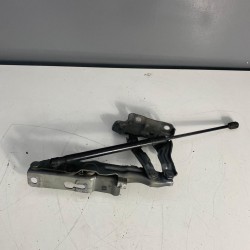 Right hood hinge Volvo S90 V90 2019 31479642 32219800 32318593