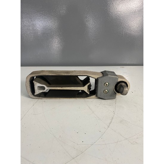 Tampon motor dreapta sus VOLVO S90 V90 XC60 XC90 31330590 32298950 31430195