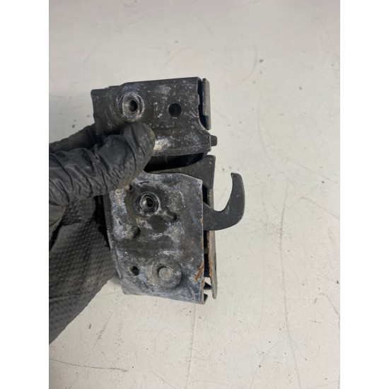 Broasca capota dreapta Volvo XC60 XC90 V90 V90CC 31479533 32226109