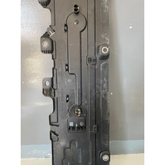 Scut dreapta conducte sub masina Volvo XC60 2017-2023 32260495