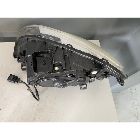 Front right headlight halogen RHD Volvo V60 S60 2014-2018 31420118