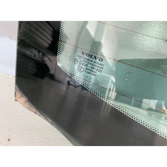 Rear window VOLVO S40 2012 30799976