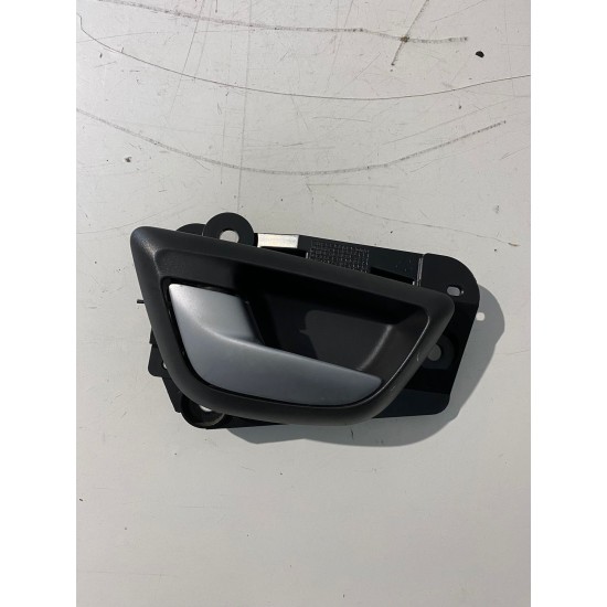 Left door handle opener Volvo XC90 2003-2007 08626599 30761317