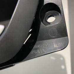 Left door handle opener Volvo XC90 2003-2007 08626599 30761317