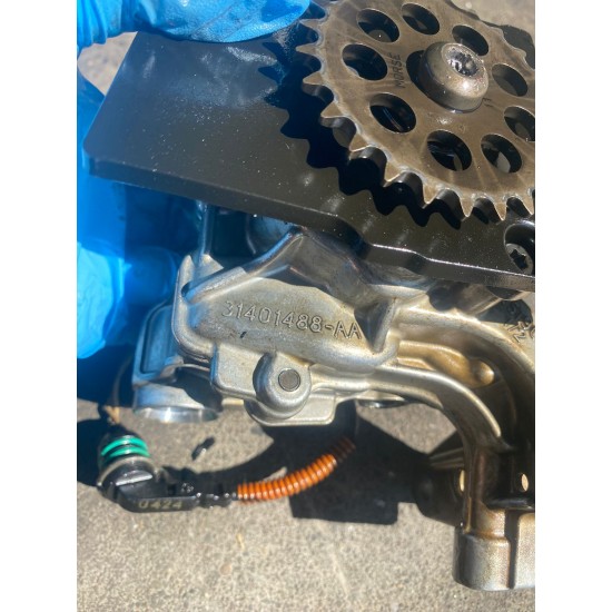 Pompa ulei 2.0 VOLVO S60 V60 V50 V40 XC60 XC70 S80 V40 31401488