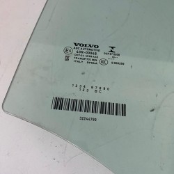 Rear right side door glass VOLVO XC40 2018+ 32244799