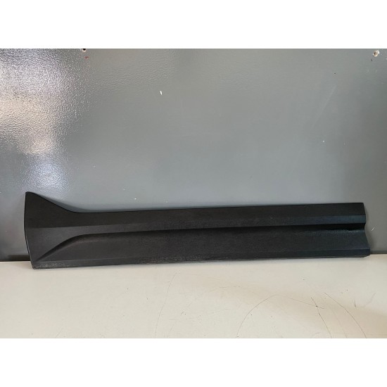 Front left door trim moulding VOLVO XC40 2018+ 31448336 31448316