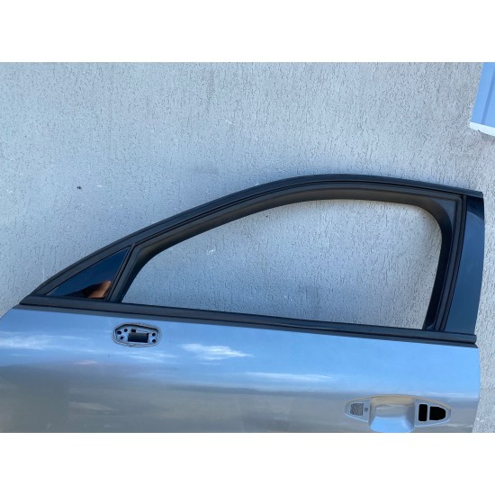 Front left door Volvo XC40 2019