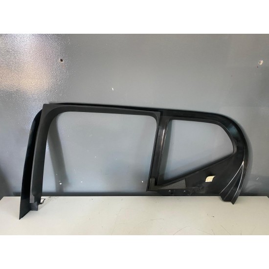 Left window trim molding rear VOLVO XC40 2017+ 31455063