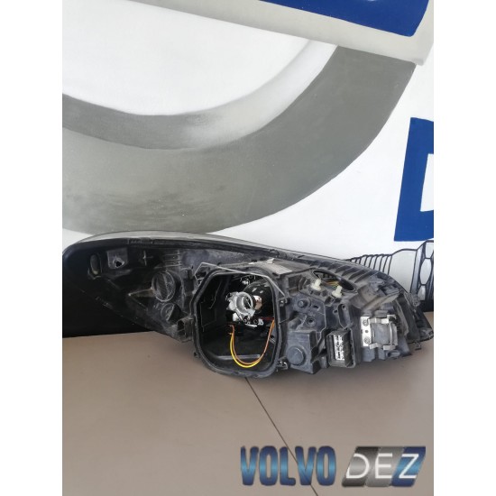 Left headlamp Volvo C30 2010-2013 31214799