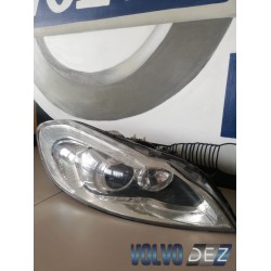 Far dreapta cu xenon Volvo C70 2010-2013 31299753 .