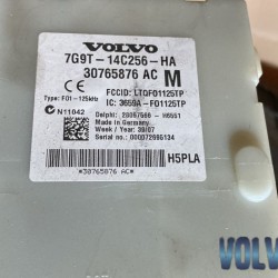 Fuse box Volvo S80 30765876