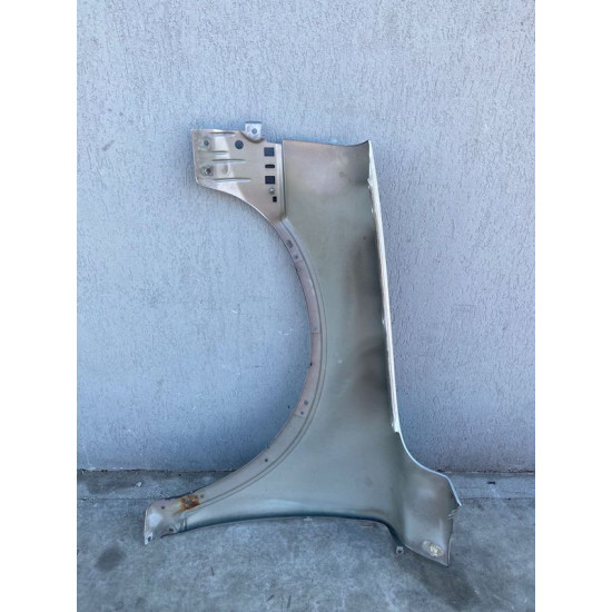 Front Right Fender Volvo XC90 2003-2014 30796495