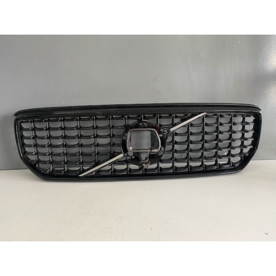 Grila bara fata VOLVO XC40 FACELIFT 2022+ 32291465 Grila bara fata VOLVO XC40 FACELIFT 2022+ 32291465