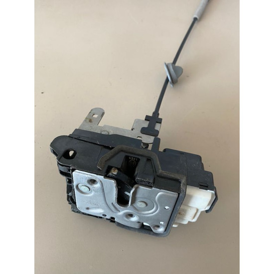 FRONT RIGHT DOOR LOCK VOLVO V40 2012+ 31440392