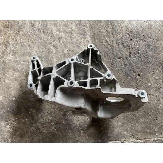 Suport alternator VOLVO S60 XC90 V60 XC60 V40 2014+ 31401103