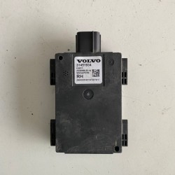 Senzor radar dreapta VOLVO XC90 2016-2018 31451934