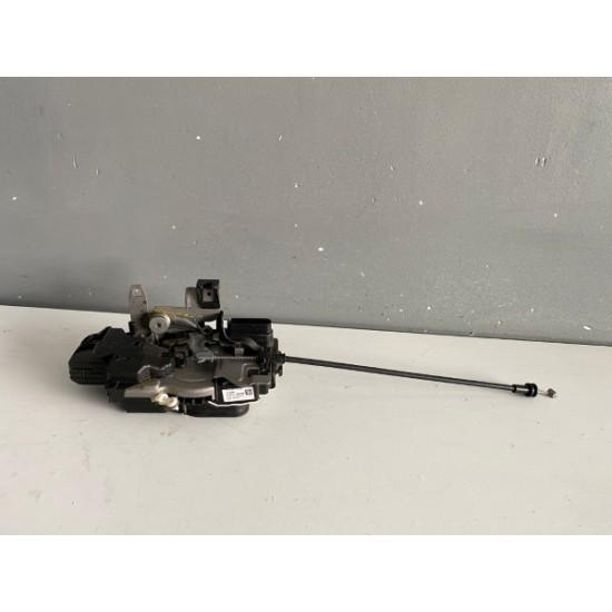 Front left door lock mechanism Volvo S60 V60 S90 V90 XC60 XC90 V60 CC 31349890 31440997