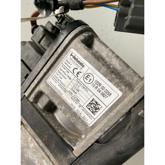 Auxiliary pre-heater VOLVO S90 V90 V60 V90CC XC90 31363990 31404292 31404294 32275390 Auxiliary pre-heater VOLVO S90 V90 V60 V90CC XC90 31363990 31404292 31404294 32275390