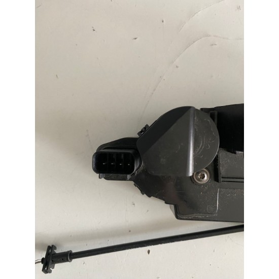 Broasca incuietoare usa fata stanga Volvo C30 C70 S80 V50 V70 XC60 XC70 V60 31253657 31253661 Broasca incuietoare usa fata stanga Volvo C30 C70 S80 V50 V70 XC60 XC70 V60 31253657 31253661