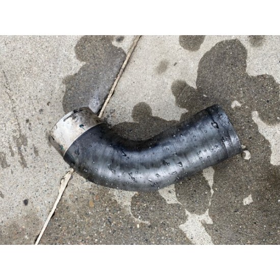 Furtun intercooler Volvo XC60 2018+ XC90 2016 32222268 32222269 32222525 Furtun intercooler Volvo XC60 2018+ XC90 2016 32222268 32222269 32222525