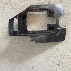 Left mounting bracket blind spot radar rear bumper VOLVO XC60 2022-2024 32227513