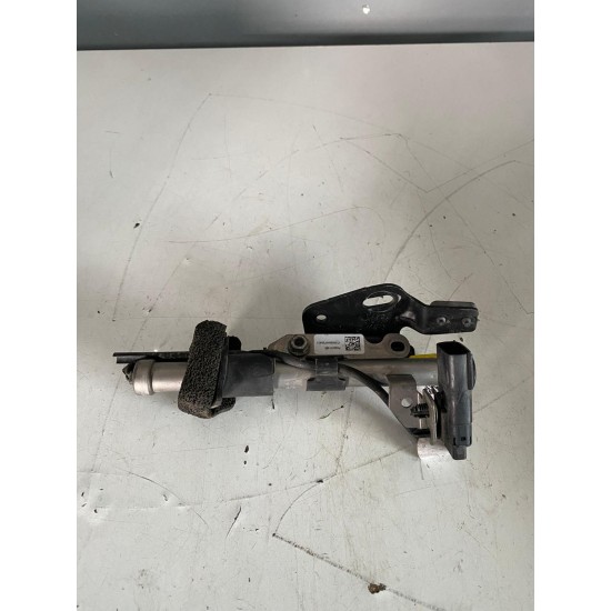 Hood bonnet hinge releaser front right VOLVO V60 S60 2018+ 32277485 Hood bonnet hinge releaser front right VOLVO V60 S60 2018+ 32277485