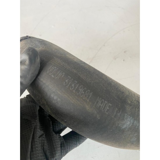 Intercooler hose VOLVO V40 V40CC 2012-2019 31319681