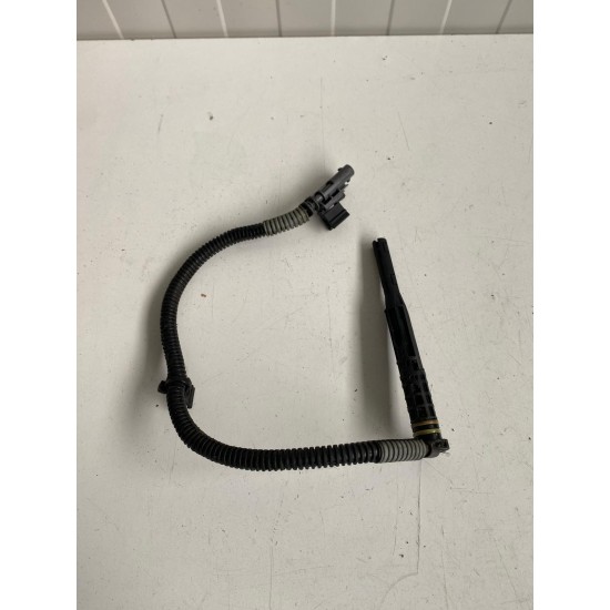 Senzor baie nivel ulei VOLVO XC90 XC60 S60 V60 S80 V70 XC70 2003-2005 31370845