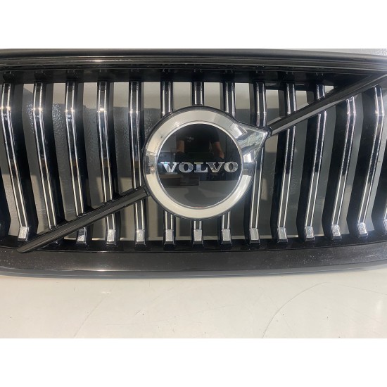 Grila bara fata VOLVO XC60 2021+ FACELIFT 32291019 32366077 Grila bara fata VOLVO XC60 2021+ FACELIFT 32291019 32366077