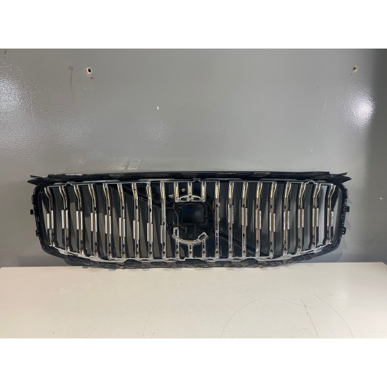 Grila bara fata VOLVO XC60 2021+ FACELIFT 32291019 32366077 