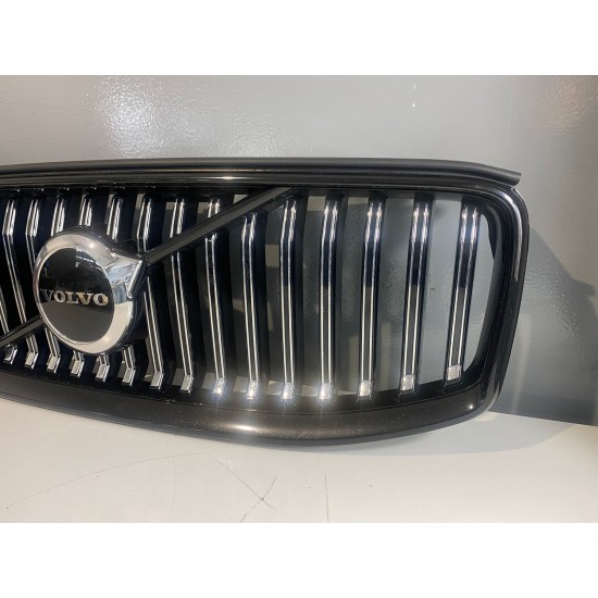 Grila bara fata VOLVO XC60 2021+ FACELIFT 32291019 32366077 Grila bara fata VOLVO XC60 2021+ FACELIFT 32291019 32366077