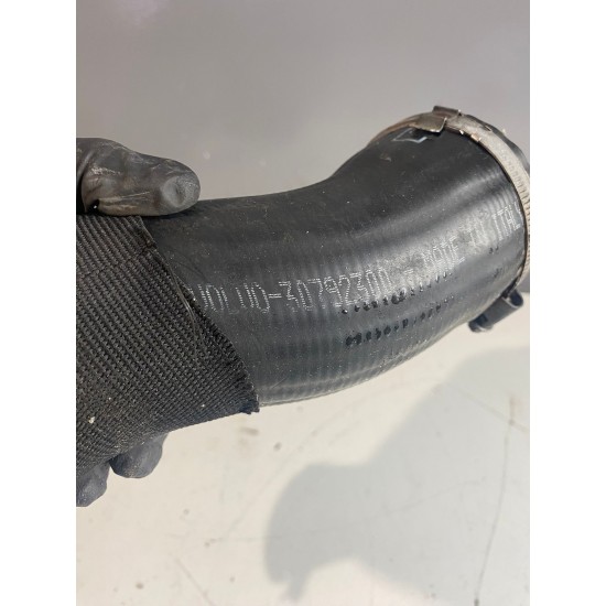 Intercooler hose Volvo XC60 V70 XC70 S80 30792300