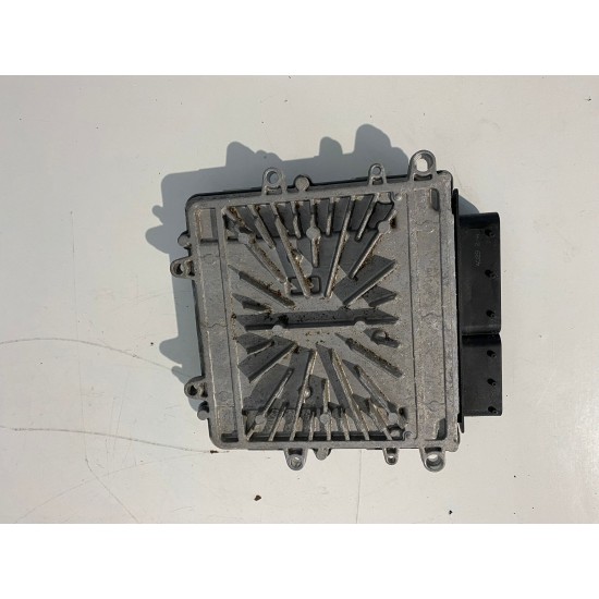 Engine control module Volvo S40 V50 C30 XC60 S80 V70 XC70 31272462 36002596 Engine control module Volvo S40 V50 C30 XC60 S80 V70 XC70 31272462 36002596