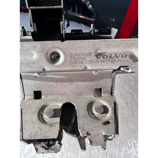 Tailgate lock mechanism Volvo V40 31440625