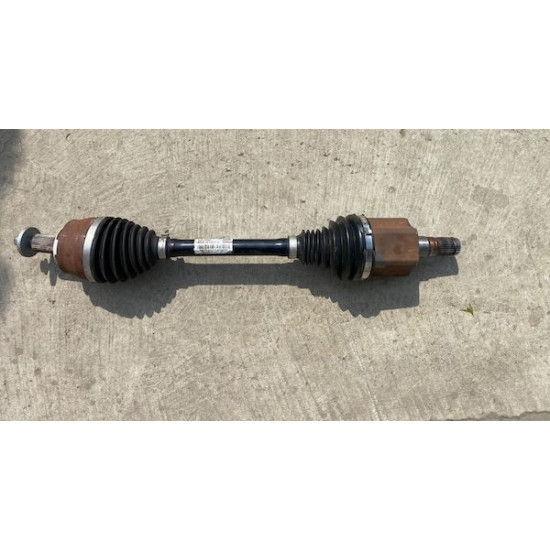 Front Left Driveshaft Volvo XC40 32339046