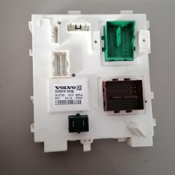 Fuse box VOLVO XC40 32268107