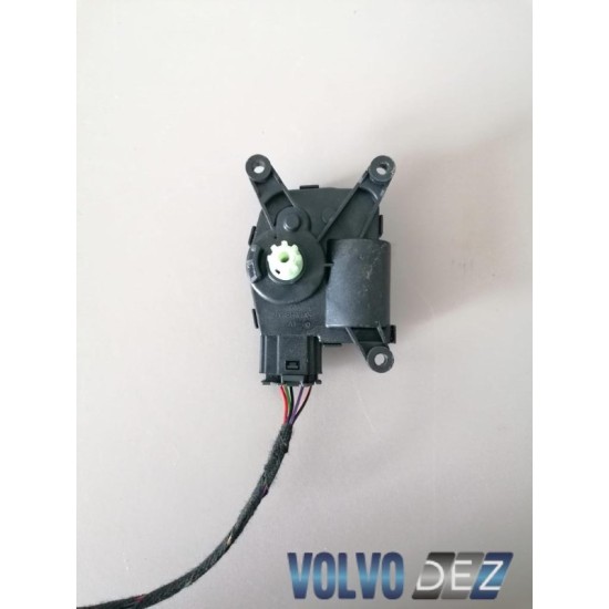 Temp door actuator VOLVO XC40 32226714