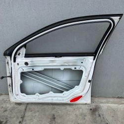 Portiera usa dreapta fata VOLVO V70 XC70 2007-2016