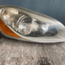 Right headlight Volvo XC60 2009-2013 30763146