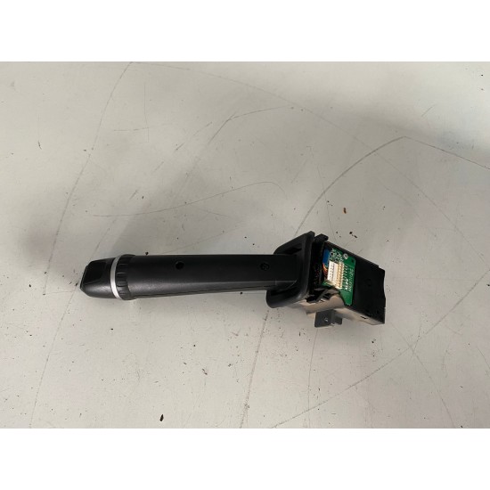 Maneta semnalizare VOLVO XC90 S60 V70 XC70 2004-2009 30798526 31268561