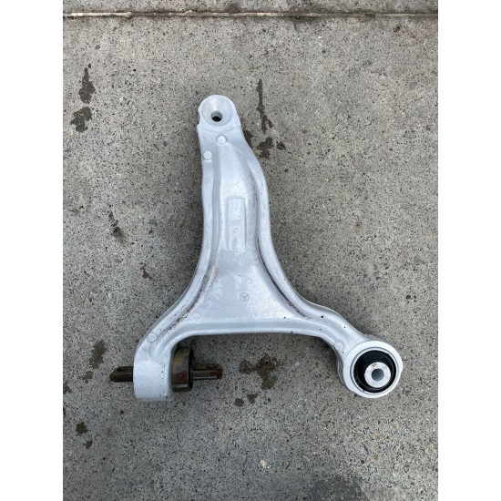 Brat suspensie fata dreapta VOLVO XC70 2001-2007 36012460 Brat suspensie fata dreapta VOLVO XC70 2001-2007 36012460